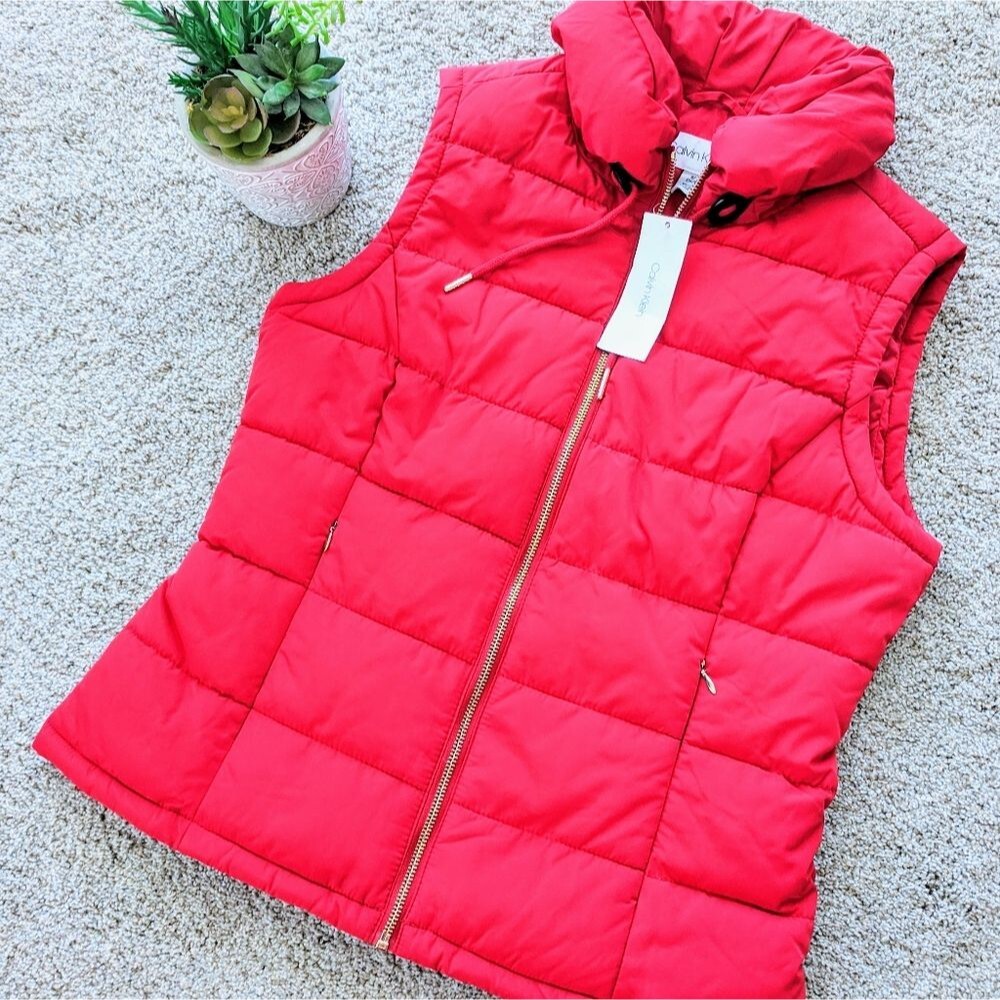 NWT Red Calvin Klein Puffer Vest Small - Picture 3 of 12